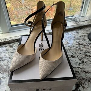Nine West heels, leather, size 8, like new